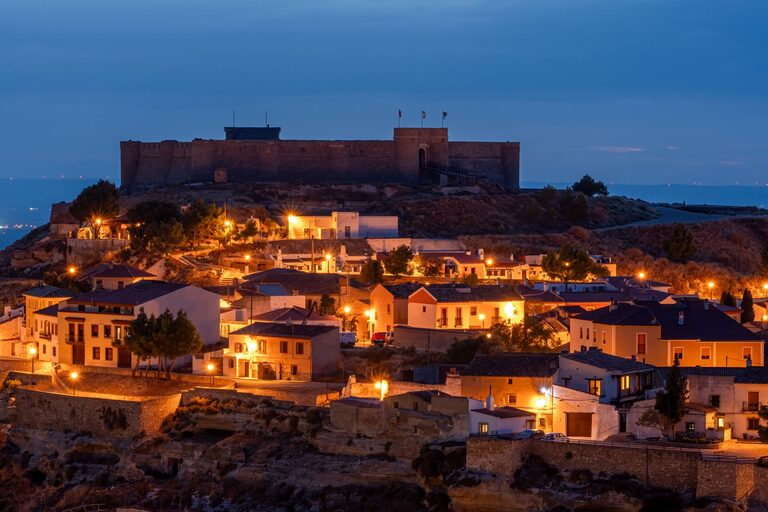 Escapadas europeas tranquilas para amantes de la historia
